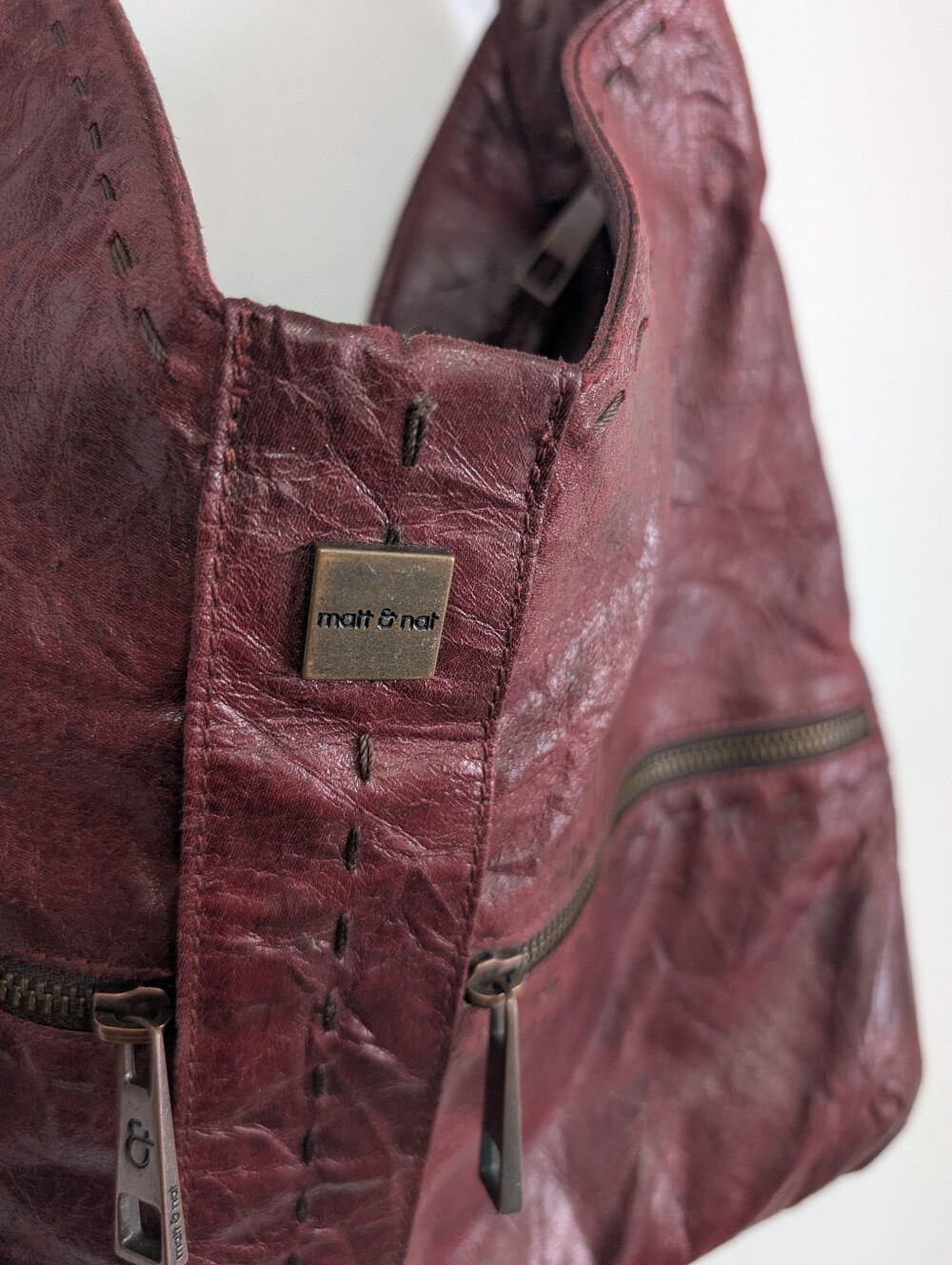 Matt And Nat Hobo Bag Vegan Maroon Shoulder Purse Crinkle Distressed Boho Red